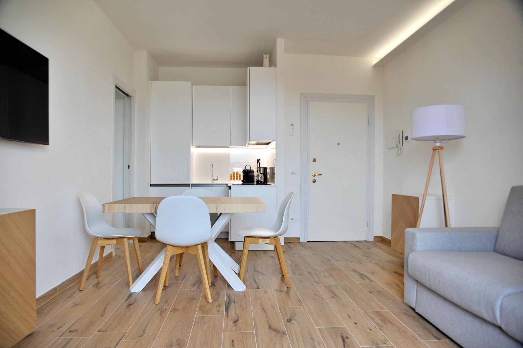 Gold Garda Desenzano Apartment Desenzano del Garda Exterior photo